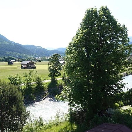 Loisachglueck Apartment Garmisch-Partenkirchen Exterior photo